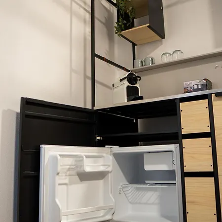 Lejlighed N12 Bright And Cozy With Ac And Parking