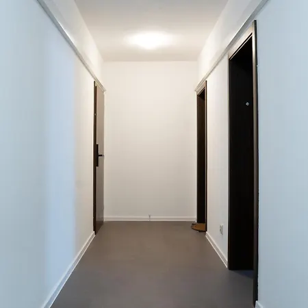 N12 Bright And Cozy With Ac And Parking *