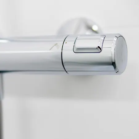 N12 Bright And Cozy With Ac And Parking Διαμέρισμα Μπρατισλάβα